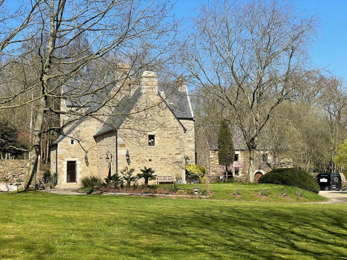Manoir Medieval Du XV Ieme Siecle Minihy-Tréguier Dış mekan fotoğraf