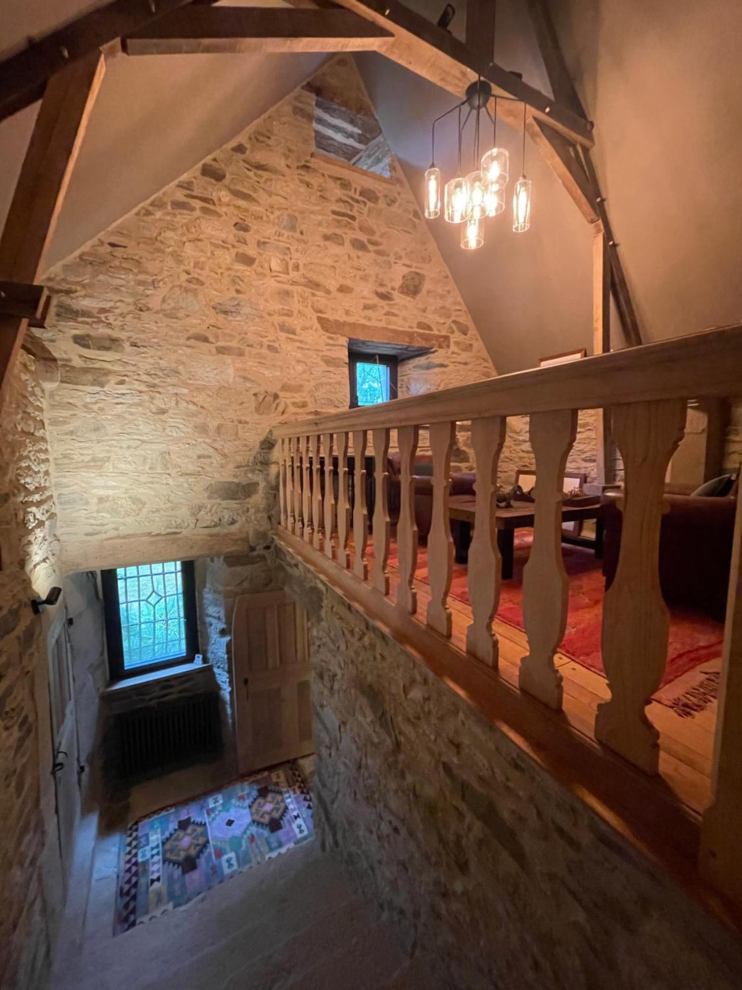 Manoir Medieval Du XV Ieme Siecle Minihy-Tréguier Dış mekan fotoğraf